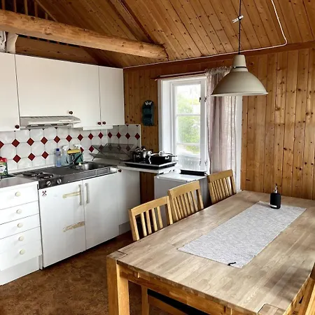 Traditional Hamnoya Rorbua With Spectacular View! Reine